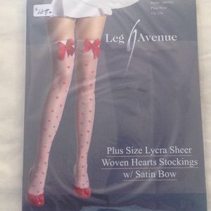 Leg Avenue Plus Size Woven Hears Stockings